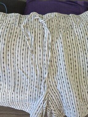 Old Navy CreamShorts with Black Vertical Stripe Pattern